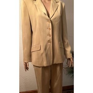 TALBOTS Women 2PC Tan  Lined100% Silk Pant (8) Jacket(10)Suit